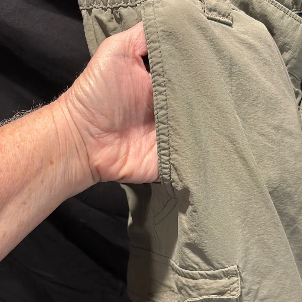 Outdoor Life Green Cargo Convertible Pants - Picture 6 of 6